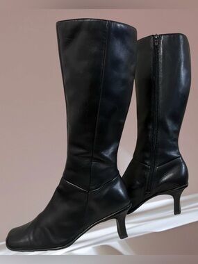Vintage Y2K Kenneth Cole Reaction Classic Black Leather Knee-High Heeled Boots 7